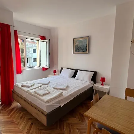 Ksenia And Apartament *